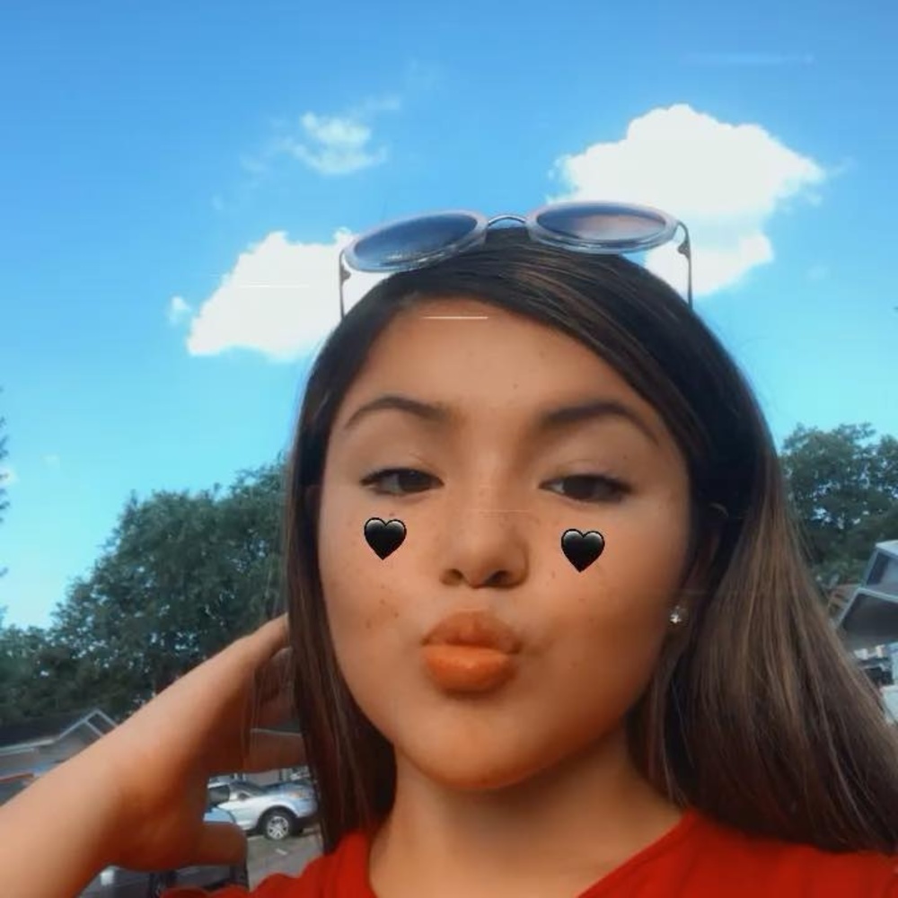 Meet your Posher, Clara